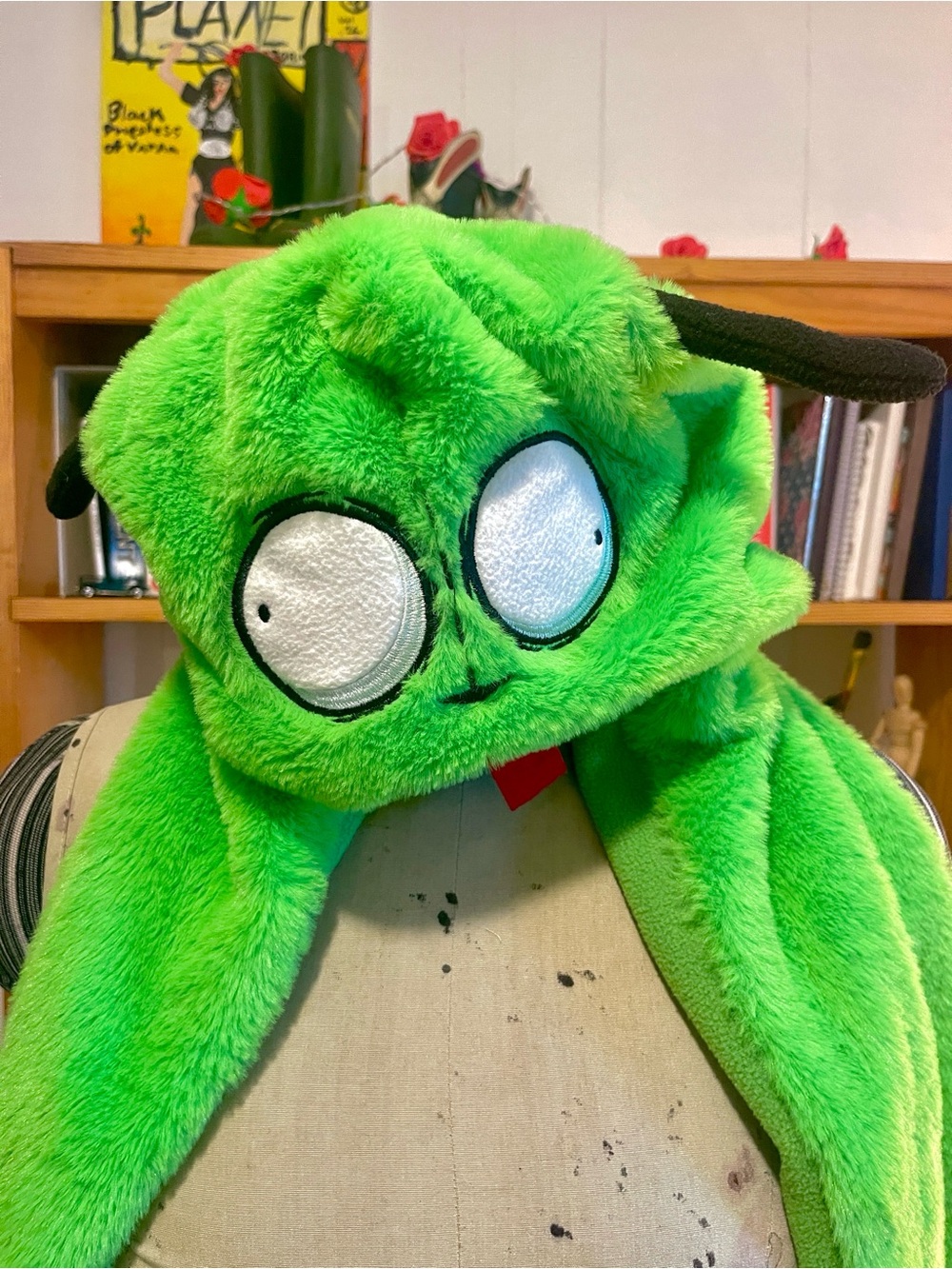 Hot Topic Bright Green Plush Girr Hat